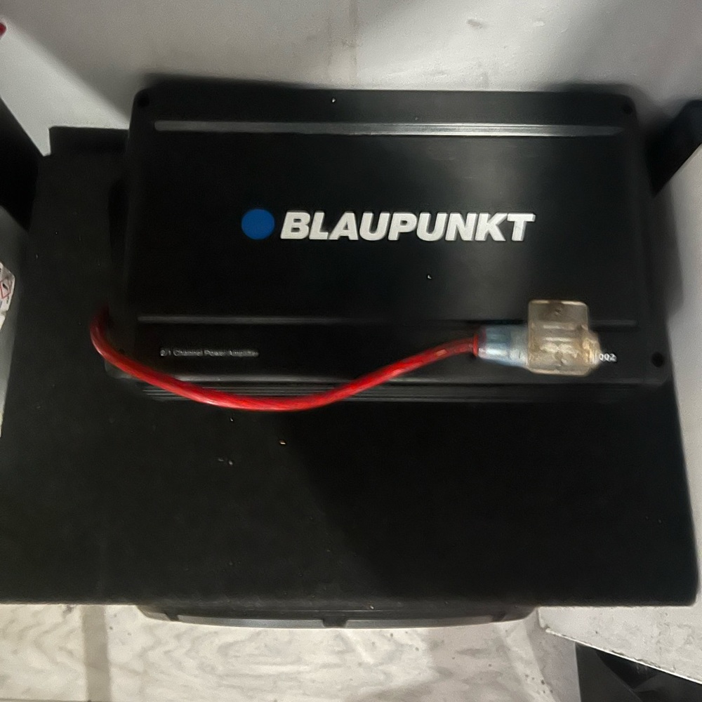 Car Sound System - Picture 2 of 2